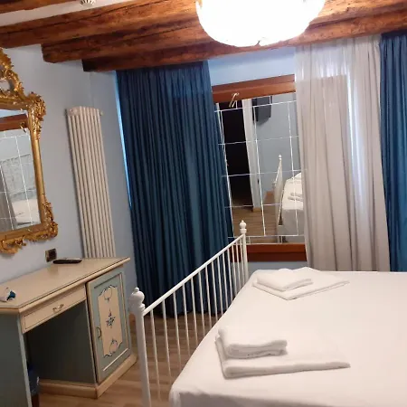 Piccolo Vecellio Hotel *